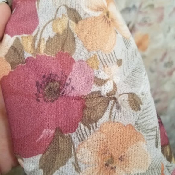 VINTAGE Floral Blouse by Ze - Picture 7 of 9